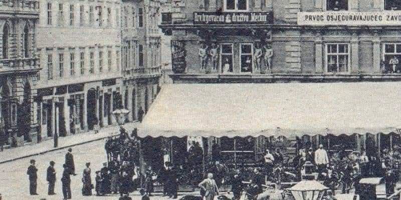 Trg bana Jelačića 1900. godine, 'Narodna kavana'